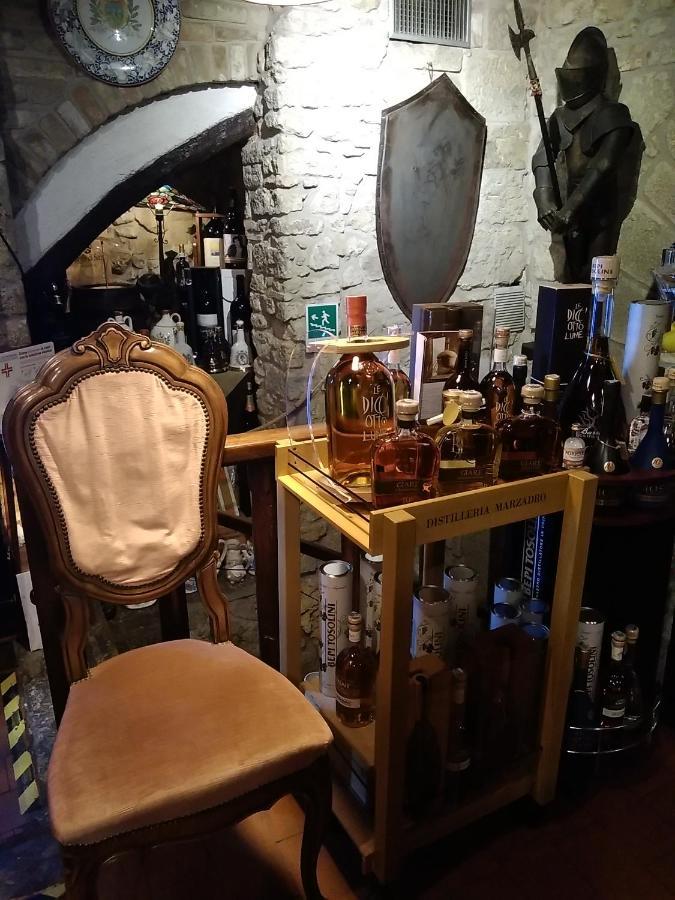 Locanda Cantina Di Bacco San Marino Exteriör bild