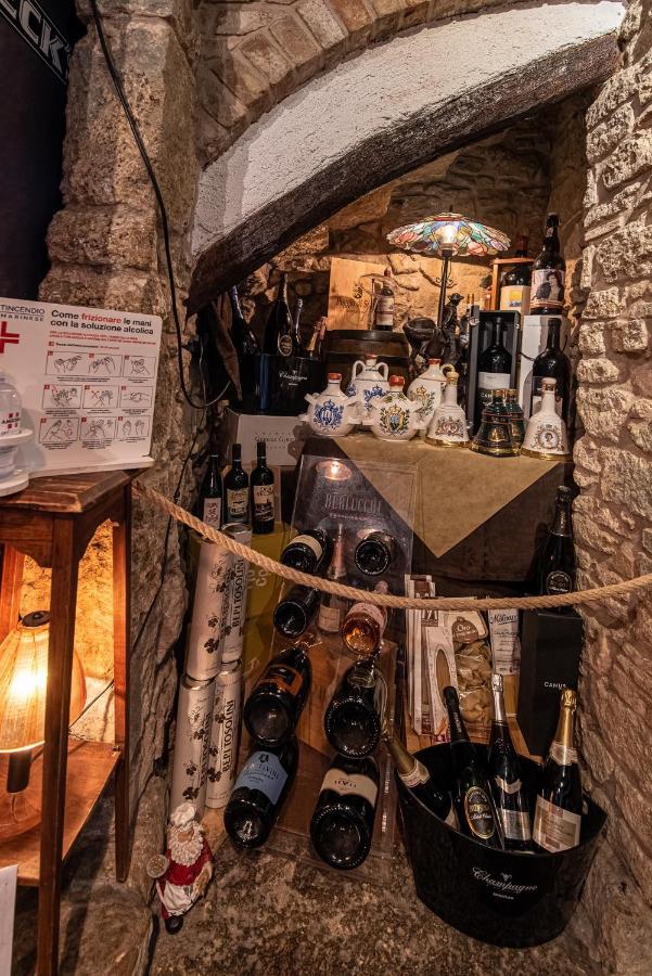 Locanda Cantina Di Bacco San Marino Exteriör bild