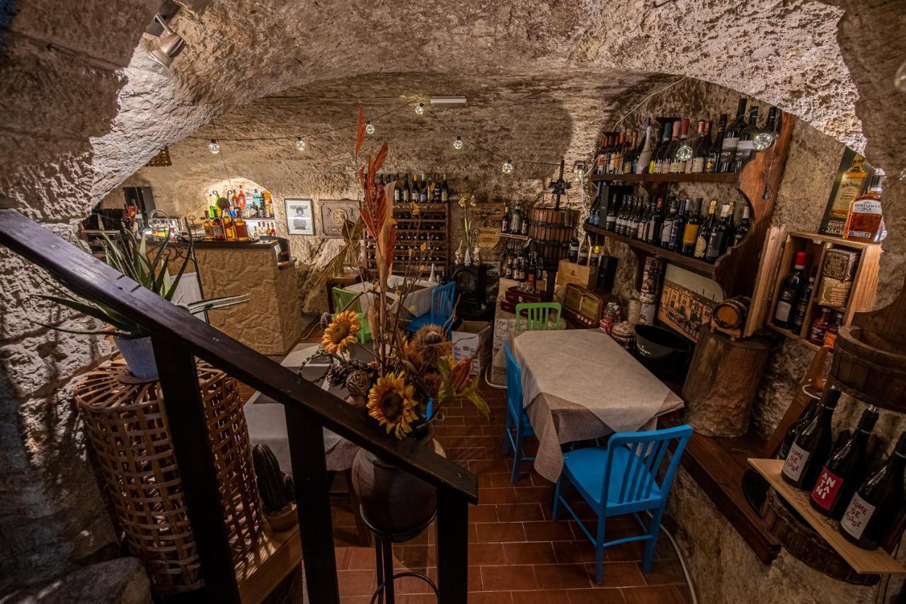 Locanda Cantina Di Bacco San Marino Exteriör bild