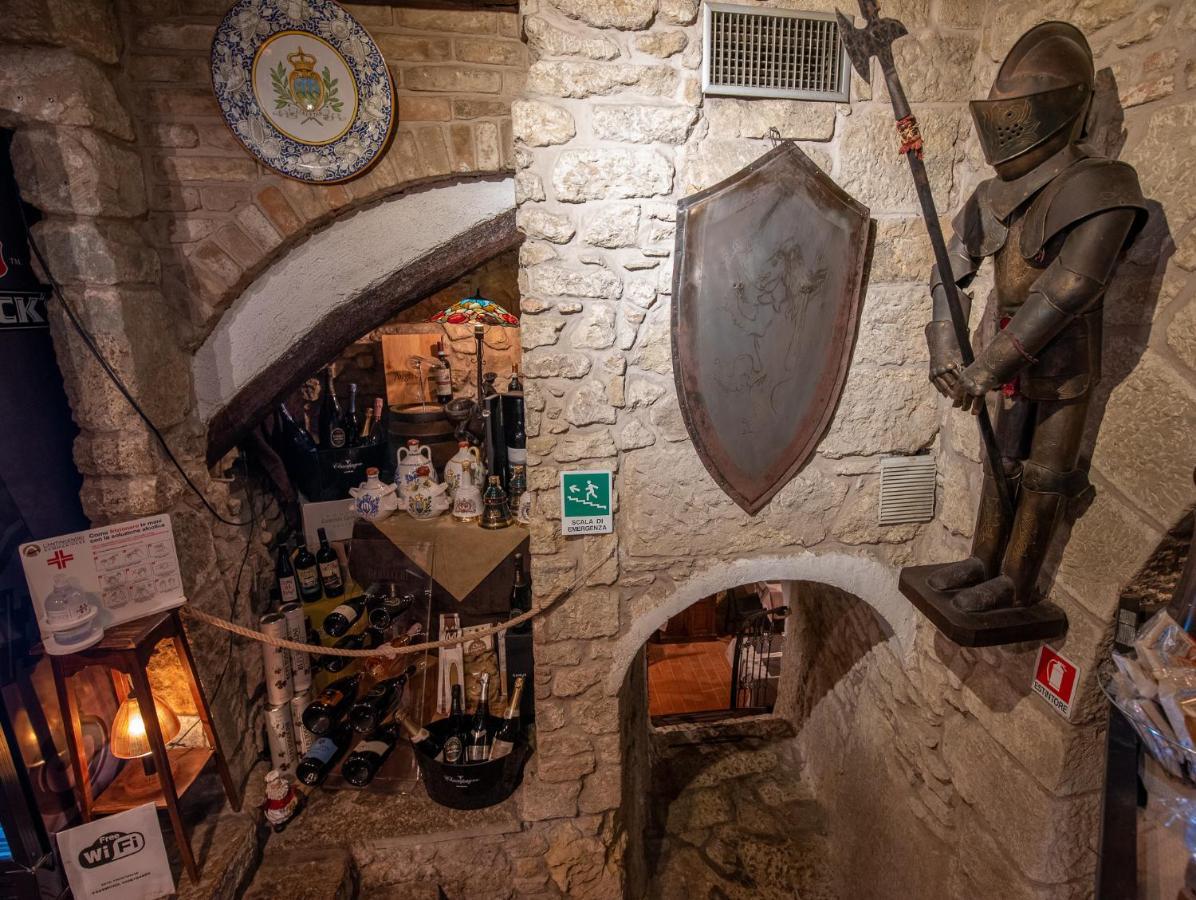 Locanda Cantina Di Bacco San Marino Exteriör bild