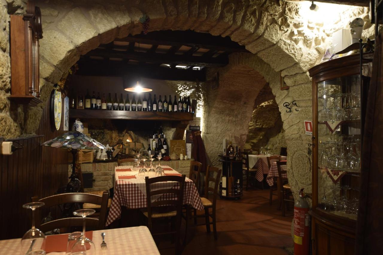 Locanda Cantina Di Bacco San Marino Exteriör bild