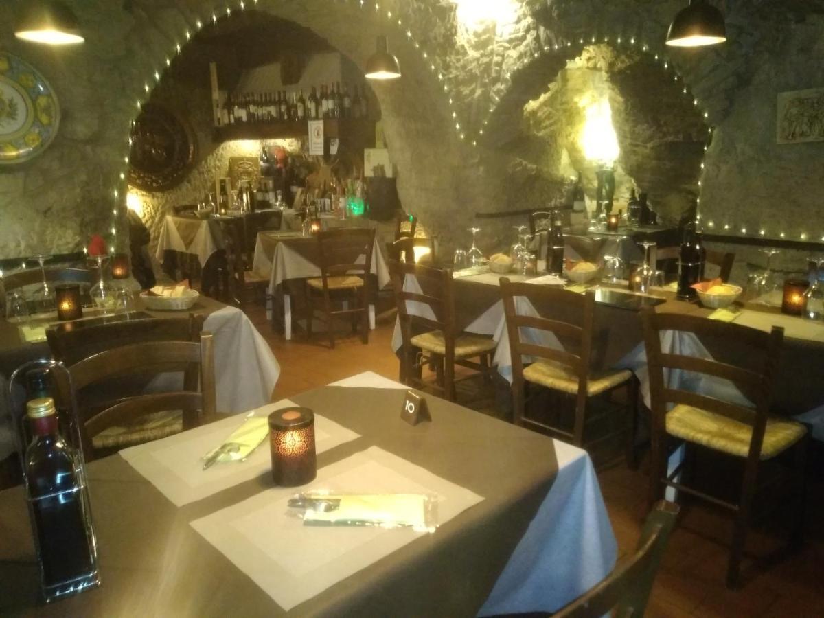 Locanda Cantina Di Bacco San Marino Exteriör bild