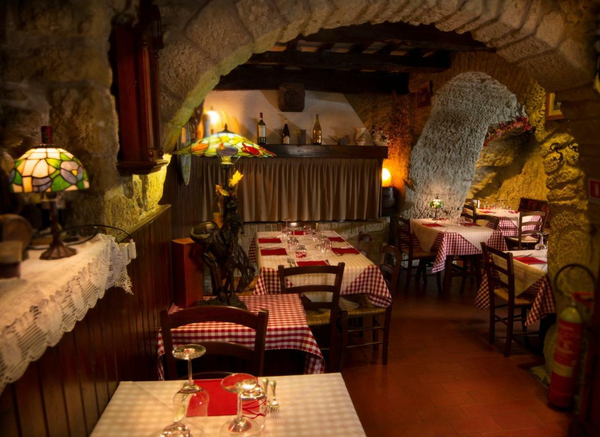 Locanda Cantina Di Bacco San Marino Exteriör bild
