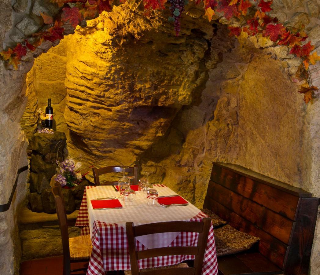 Locanda Cantina Di Bacco San Marino Exteriör bild