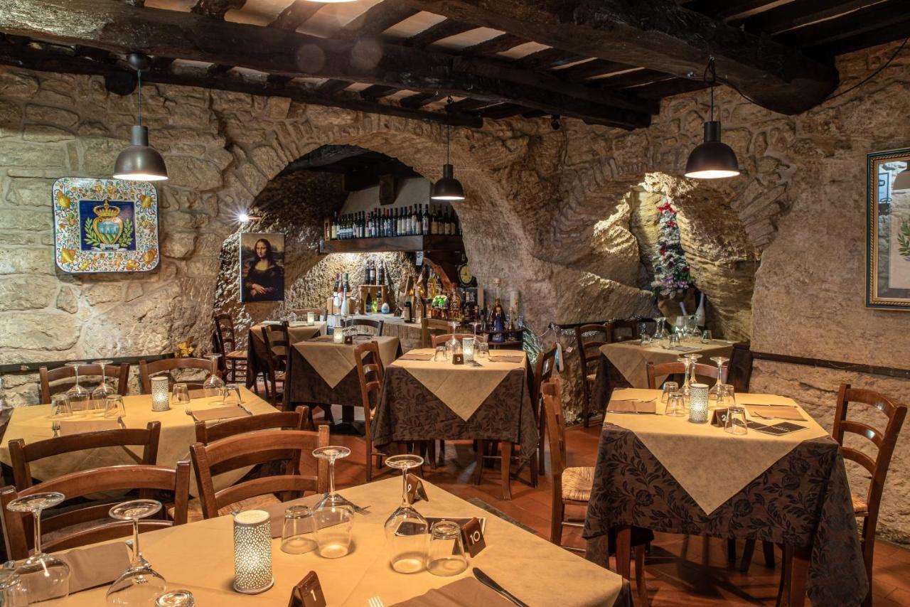 Locanda Cantina Di Bacco San Marino Exteriör bild